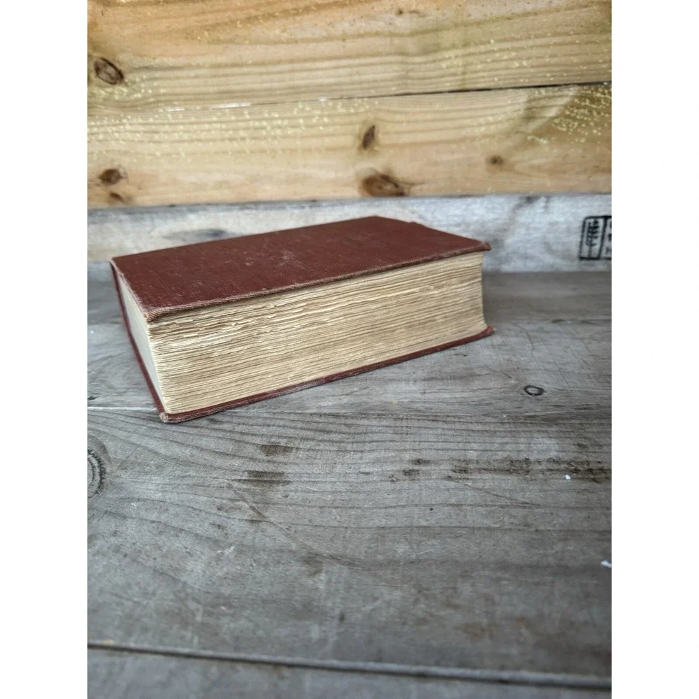 A  Literary  ‎ History  of  England   Albert  C  Baugh  1948